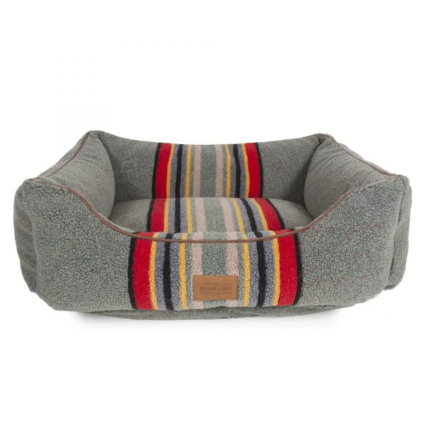 Carolina Pet Pendleton Camp Kuddler - Image 2