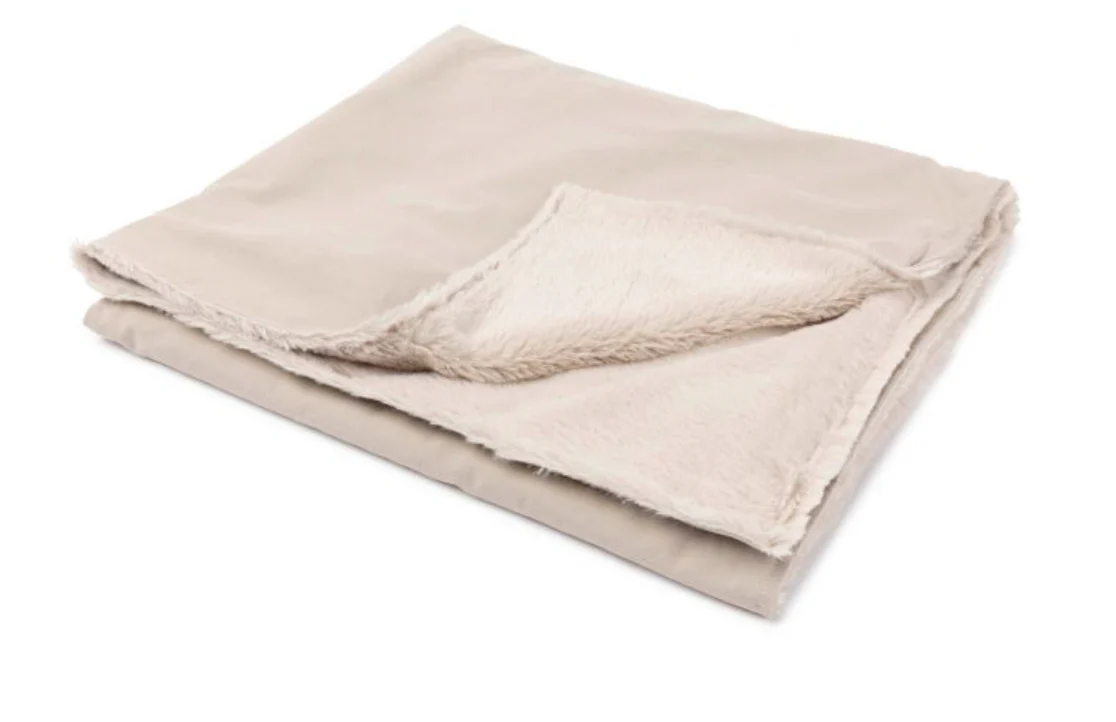 FuzzYard Life Pet Blanket - Image 3