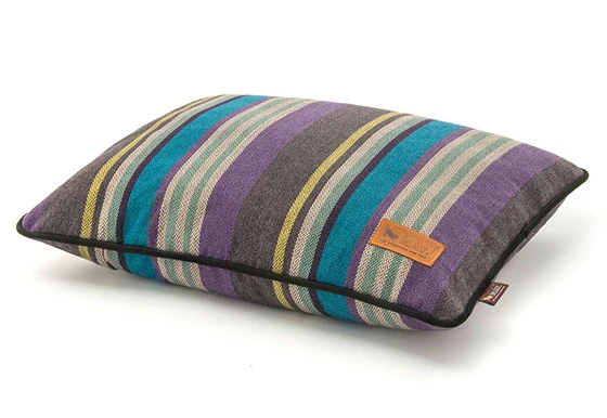 P.L.A.Y. Pillow Bed - Image 9