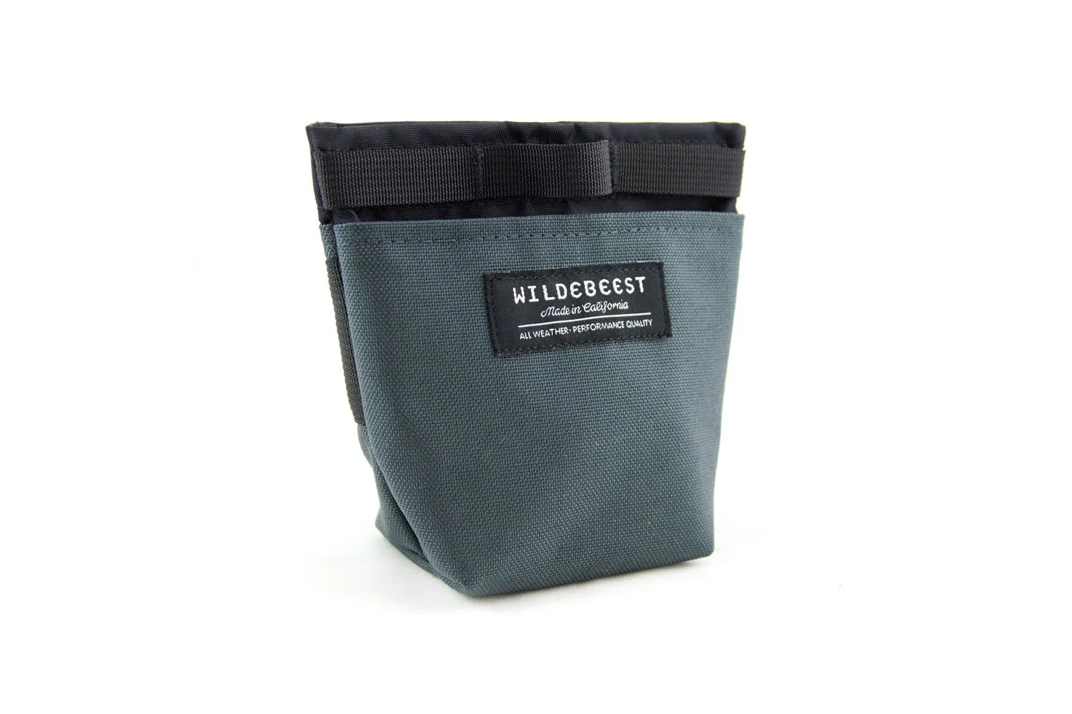Wildebeest Alamo Dog Treat Pouch - Image 4